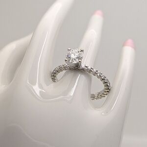 Beautiful Diamond Eternity Engagement Ring 14K White Gold 1CT